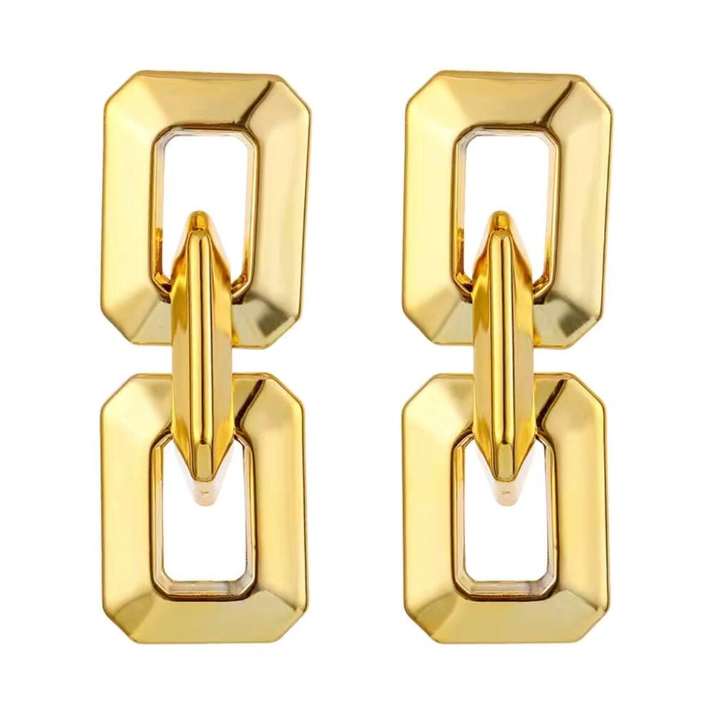 Chunky Gold Chain Link Earrings